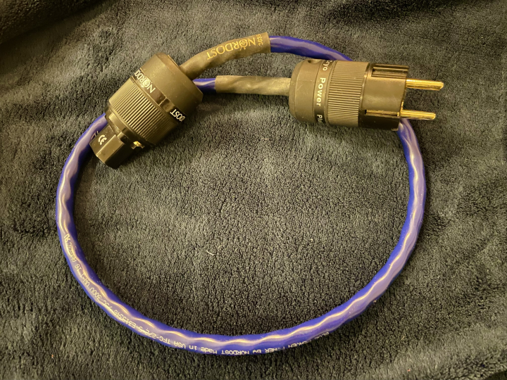 Nordost Blue Heaven Strömkabel 