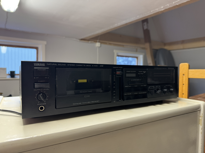 Yamaha K-540 Kassettbandspelare – Högklassigt 2-heads deck fint skick. - Bild 1 av 1