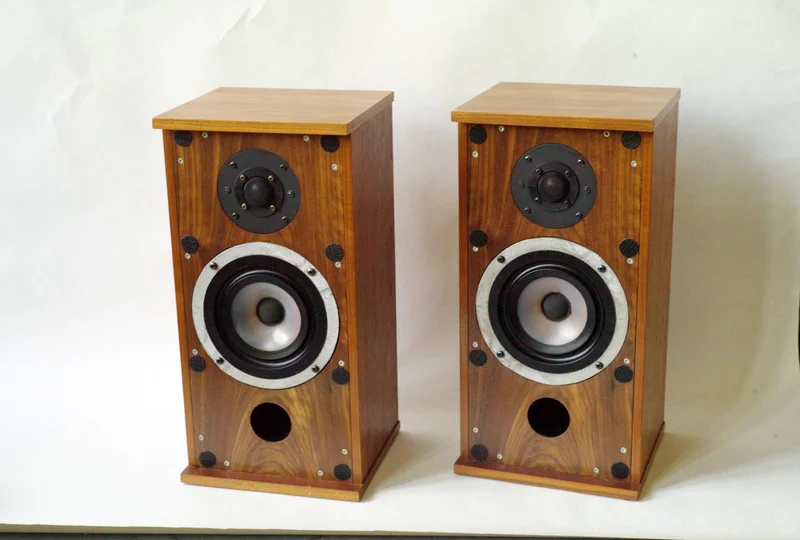 CHARTWELL &ndash; The PM-110 Loudspeaker. - Bild 2 av 3