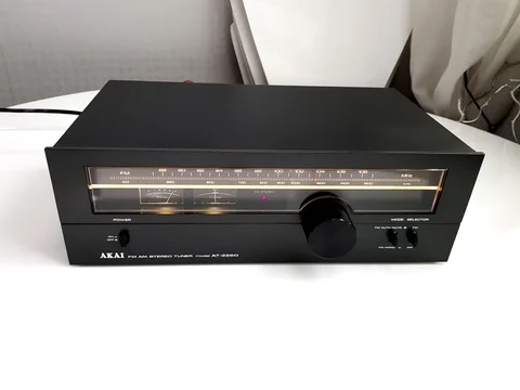 AKAI AT 2250 Analog Stereotuner