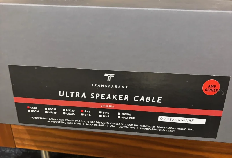 Transparent Ultra speaker cable, 6 m&aring;n - Bild 2 av 2