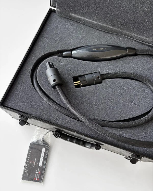 Transparent XL Power Cord G5, 2m, c13 - Bild 1 av 2