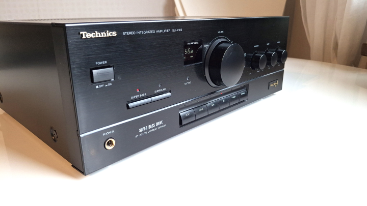 Technics SU-X102 Stereo Förstärkare 80 watt
