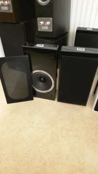 Heco AM200 Dolby Atmos-högtalare pianovit