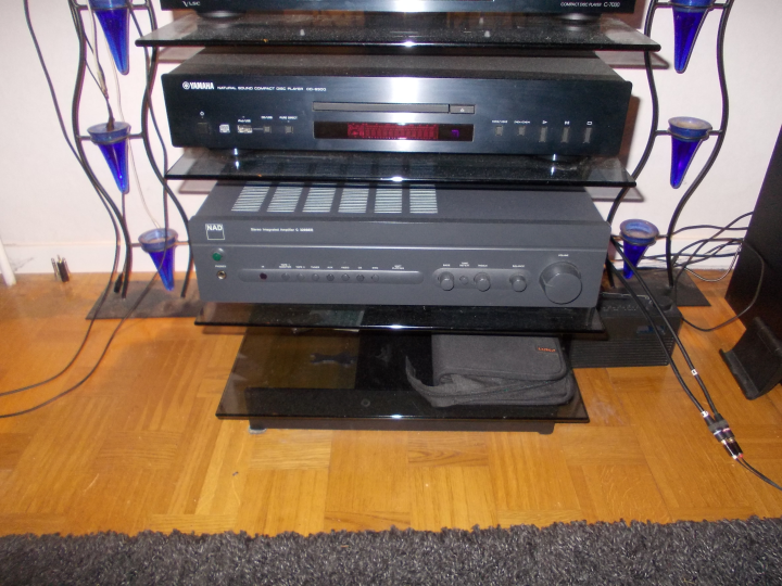 YAMAHA CD S 300