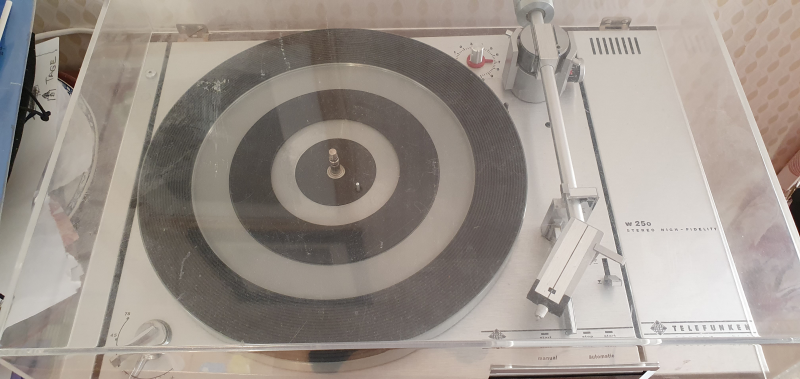 Telefunken W250 (PE 2020 mekanism)