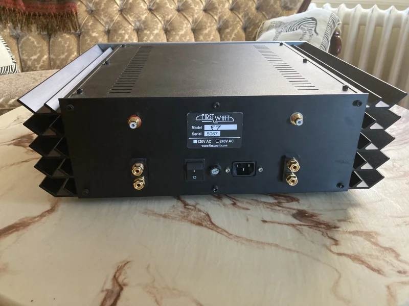 First Watt F7 - slutsteg - Bild 2 av 2