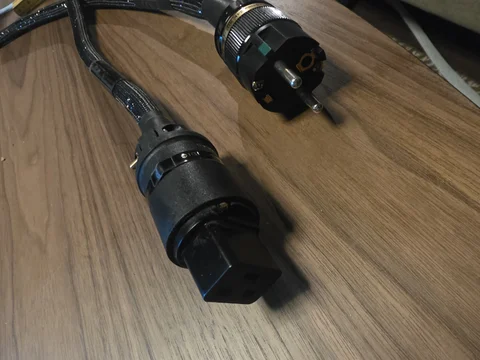 FTA 20 ampere  2.5 meter