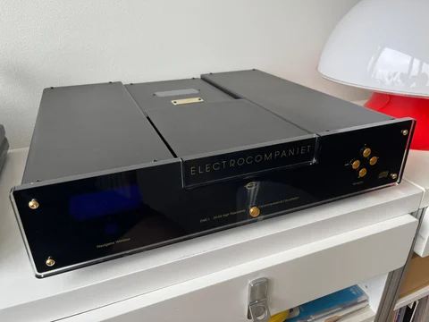 Electrocompaniet EMC-1 UP