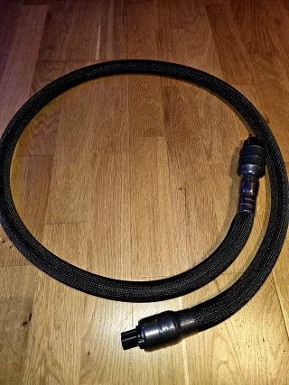 Shunyata Black Mamba Helix CX series 