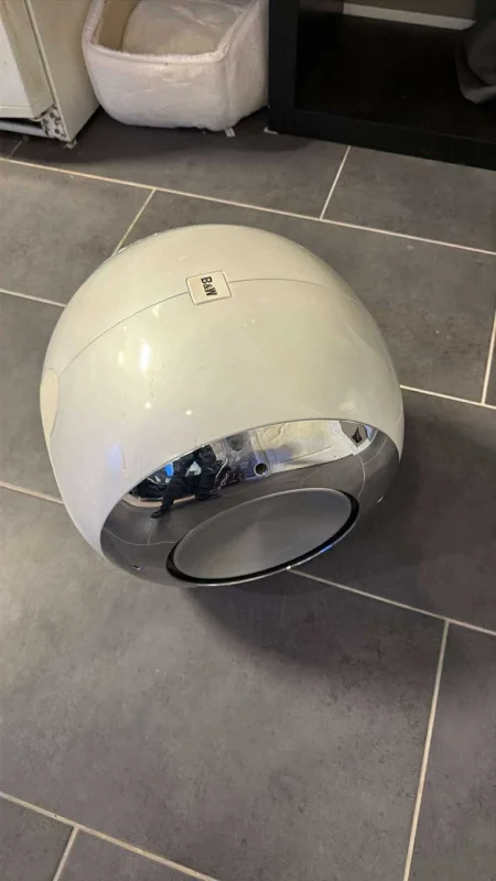 Bowers & wilkins pv1 sub Bowers & wilkins pv1 sub - Bild 1 av 3