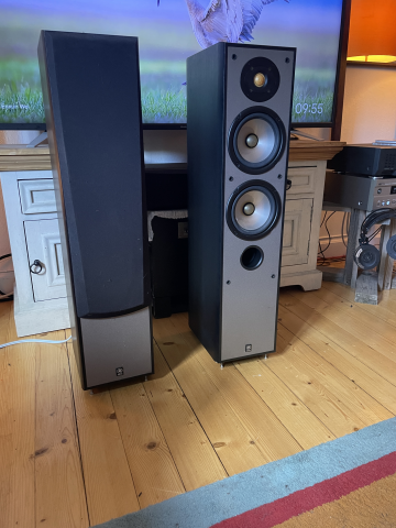 Yamaha NS-300 