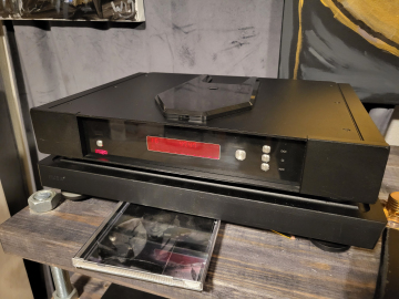Rega Saturn -R