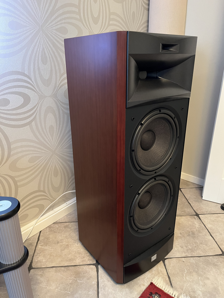 JBL S3900