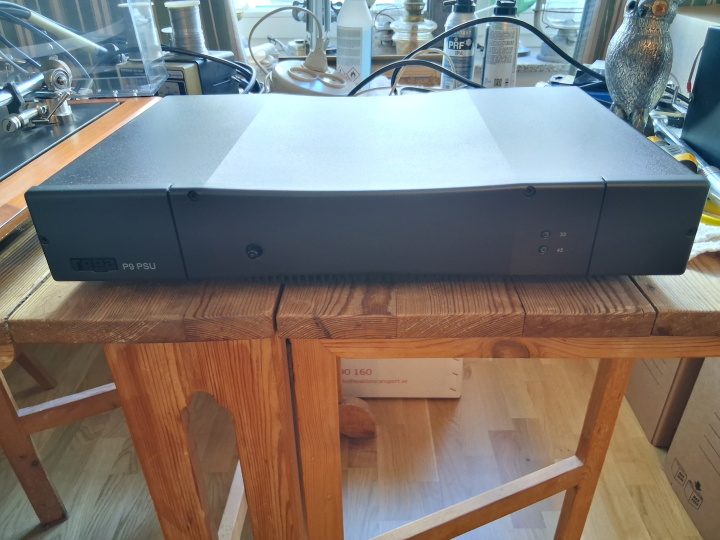 Rega P9 +Rega P9 PSU  
