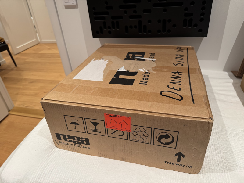 Rega Planar 3 med Exakt pickup Rega Planar 3 med Exakt pickup - Bild 3 av 3