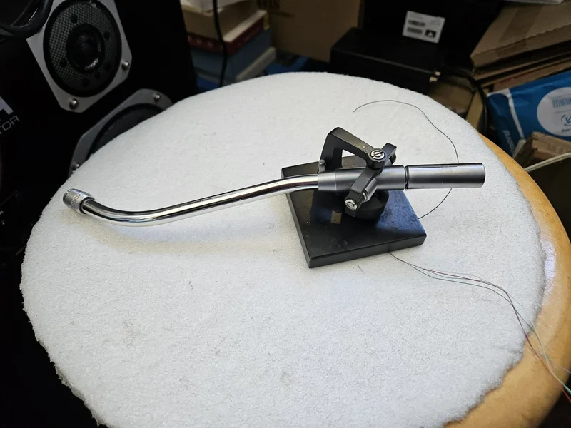 SL-1200 tonarm SL-1200 tonarm - Bild 1 av 2