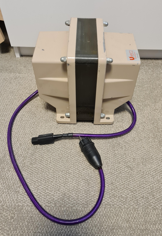 Ulveco Mättad trafo enl bild, nu med rätt bild  - Bild 1 av 1