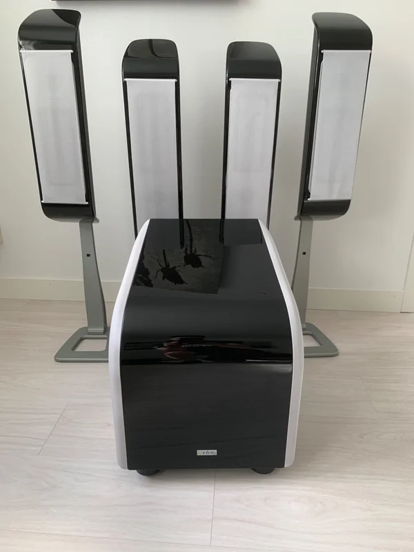 Harman Kardon AVR 355 + Infinity 5.1 hemmabiosystem – Komplett paket Harman Kardon AVR 355 + Infinity 5.1 hemmabiosystem – Komplett paket - Bild 2 av 3