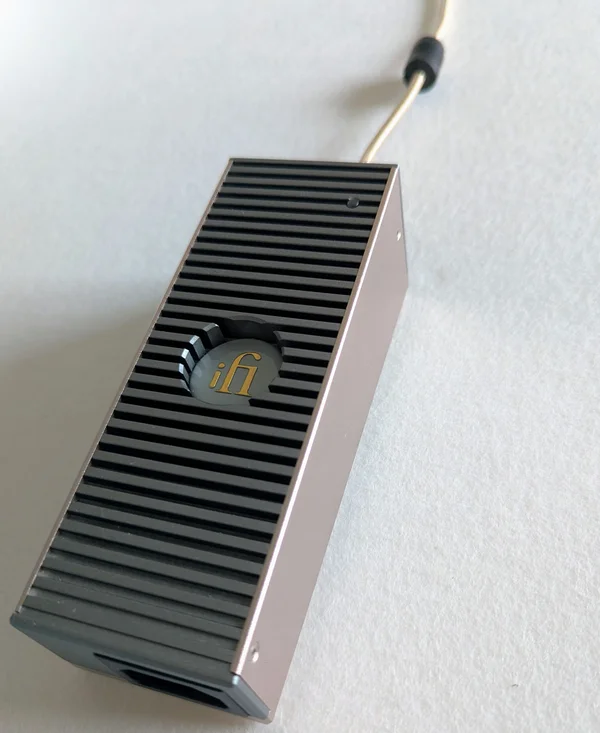 iFi iPower Elite 12V / 4A power supply - Bild 1 av 3