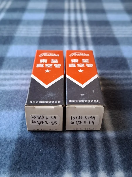 12ax7a (Ecc83) NOS Toshiba Made in Japan matchat par 12ax7a (Ecc83) NOS Toshiba Made in Japan matchat par - Bild 2 av 5