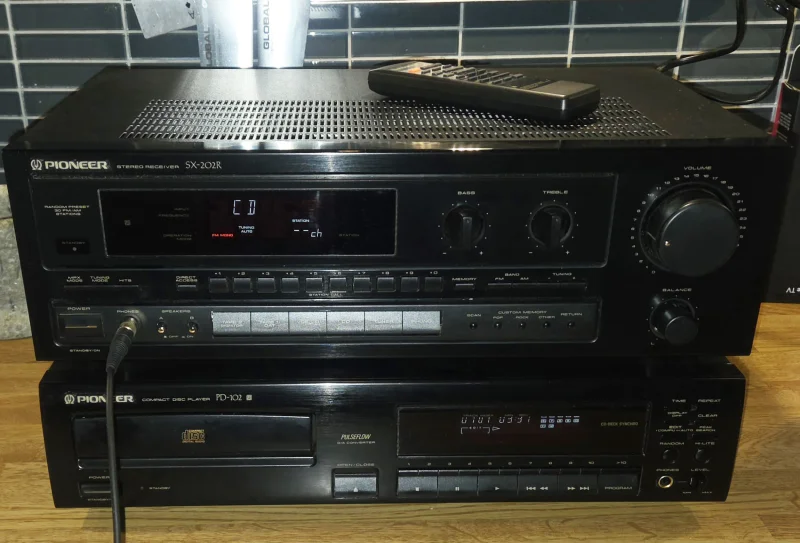 Pioneer stereoreceiver + CD-spelare - Bild 1 av 7