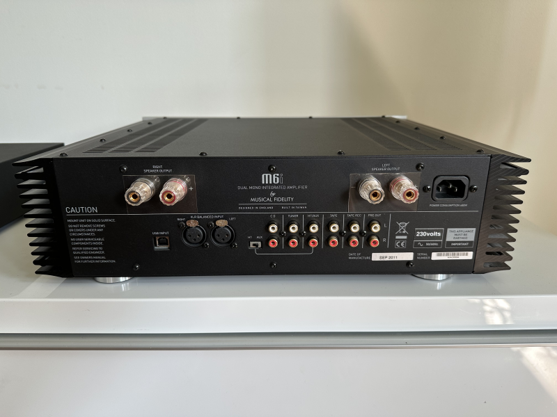 Musical Fidelity M6i Musical Fidelity M6i - Bild 4 av 6
