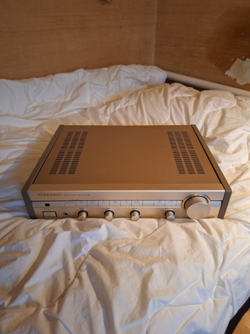 Marantz SC-80