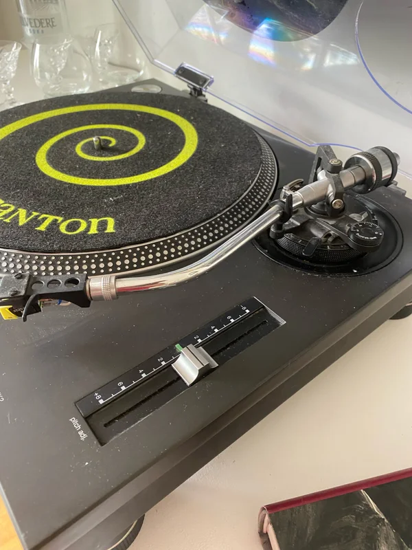 Technics SL 1200  - Bilde 1 av 3