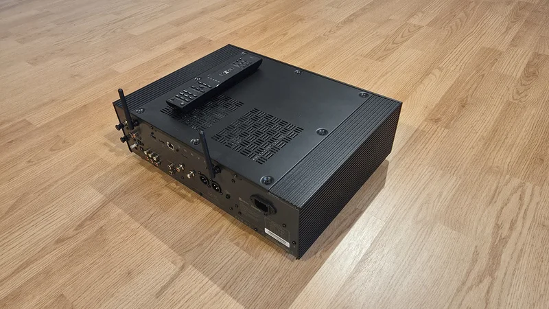 Onkyo P-80 stereof&ouml;rsteg med Dirac Live - Bild 3 av 5