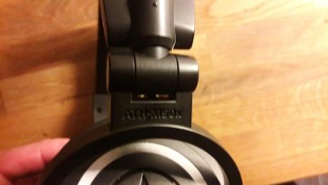 Fina hörlurar: Audio Technica ATH-M50x i nyskick