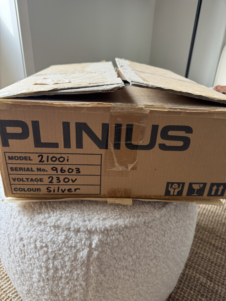 Plinius 2100i