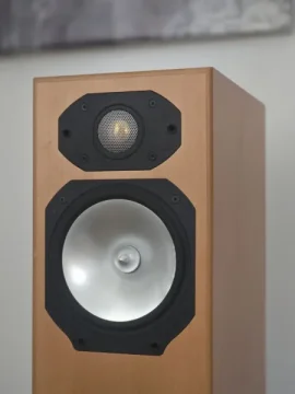 Monitor Audio Silver S8 – golvhögtalare i bra skick