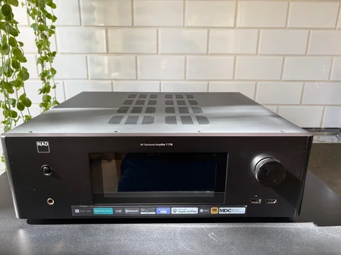 NAD T778