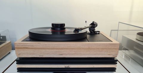 Linn Lp 12 Woodrock Reference, SME M2-9 B och AT VM 760SLC + RigB 5 Demoplayer