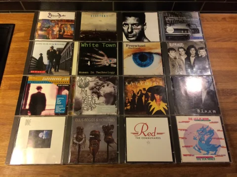 CD - POP - V/A (80-2000-talet) Div. Artister / Fint Ski... CD - POP - V/A (80-2000-talet) Div. Artister / Fint Ski...