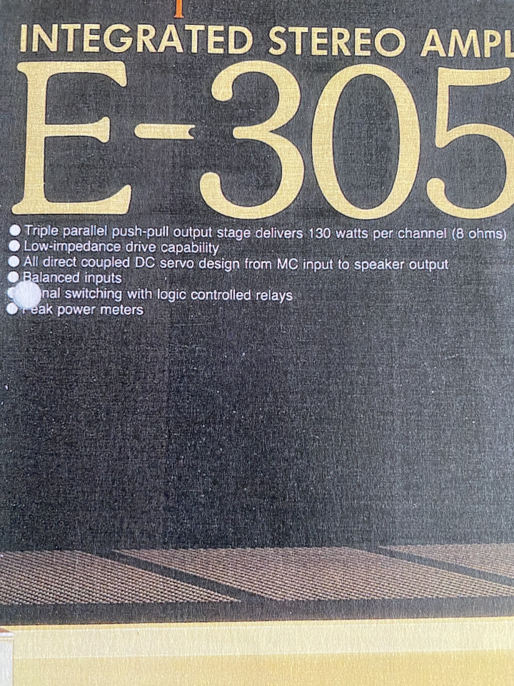 Accuphase E-305