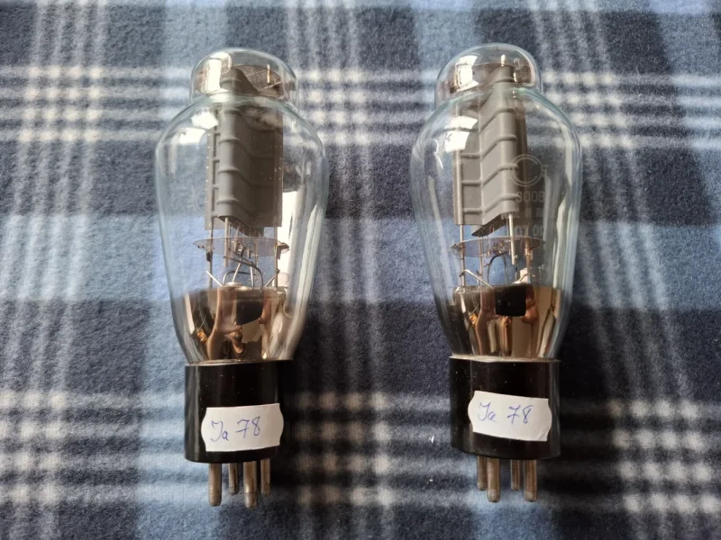 300B Svetlana Winged -C- NOS Sankt Petersburg Matchat par - Bild 1 av 6