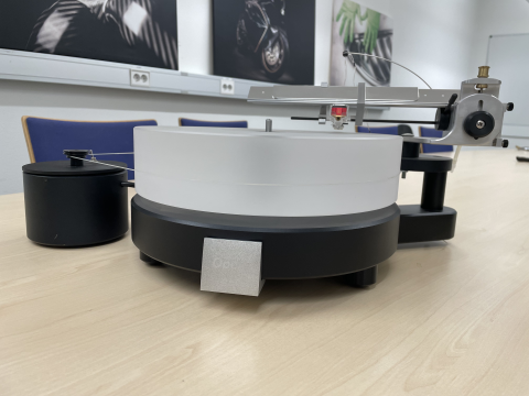 Opera Consonance 2,0  Med Terminator tangential tonarm