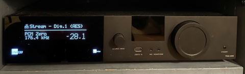 Lyngdorf TDAI-3400 med analog- och HDMI-modul säljes