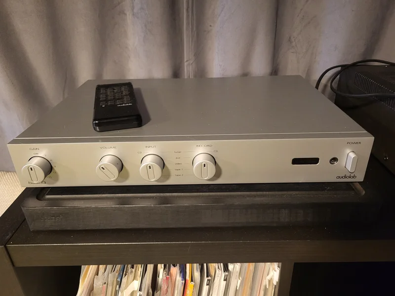 F&ouml;rsteg Audiolab 8000Q - Bild 1 av 3
