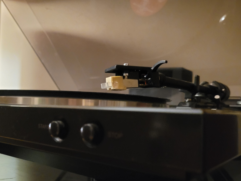 Vinylspelare Denon DP-300F - Bild 6 av 6