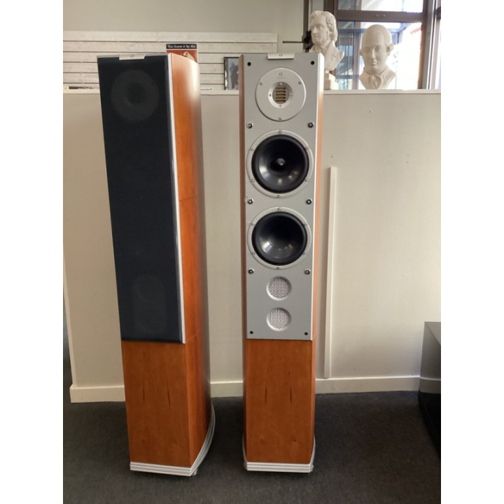 Begagnade Audiovector S 6 avantgarde SE