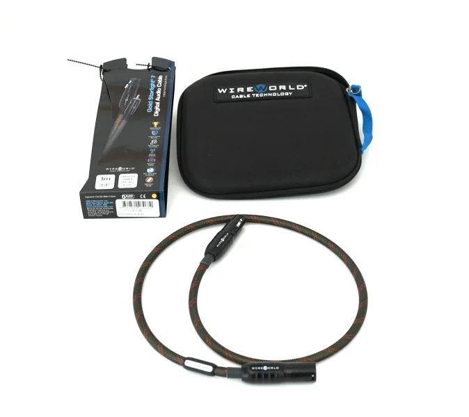 Isotek & Wireworld Isotek & Wireworld - Bild 3 av 3