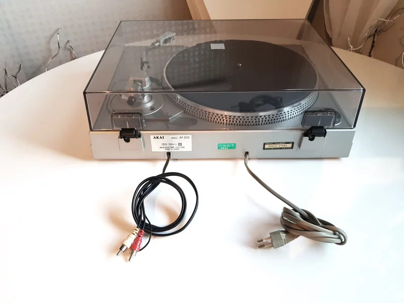 AKAI AP-D33 Direct drive Skivspelare - Bild 11 av 13