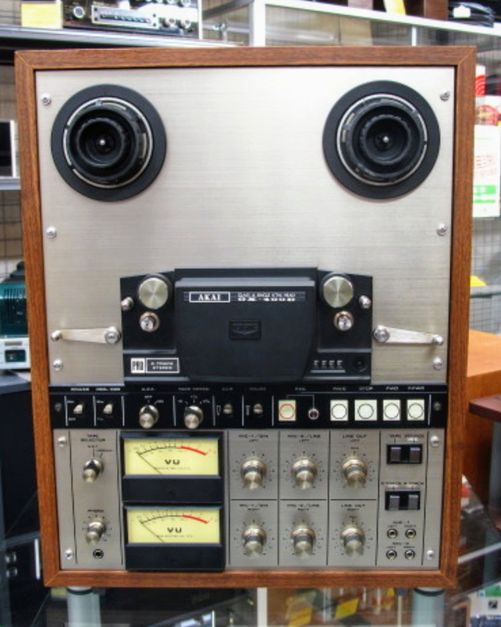 Akai GX-400