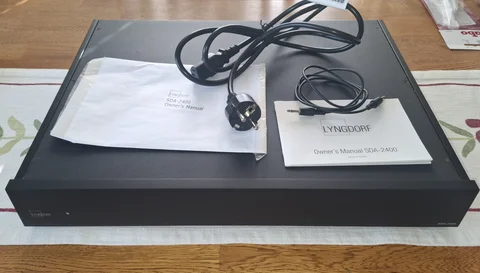 Lyngdorf SDA-2400 400W/200W digitalt slutsteg (annons 1...
