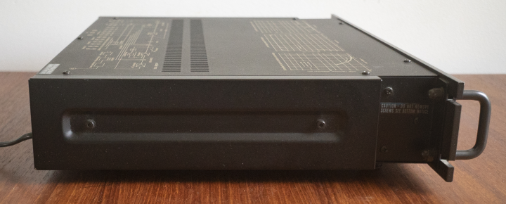 Technics SU-9070 - Stereo Flat Pre-amplifier (1976-81)