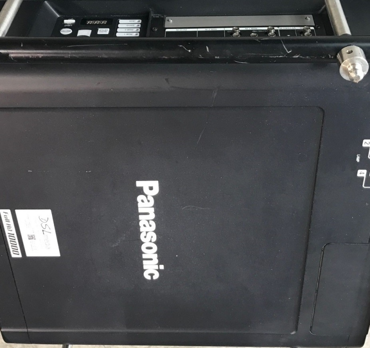 Panasonic PT-DW 10000E DLP.