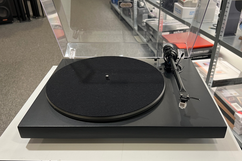 Project P1.2 & Talk Zephyr C50 - Begagnad skivspelare - Bild 2 av 3